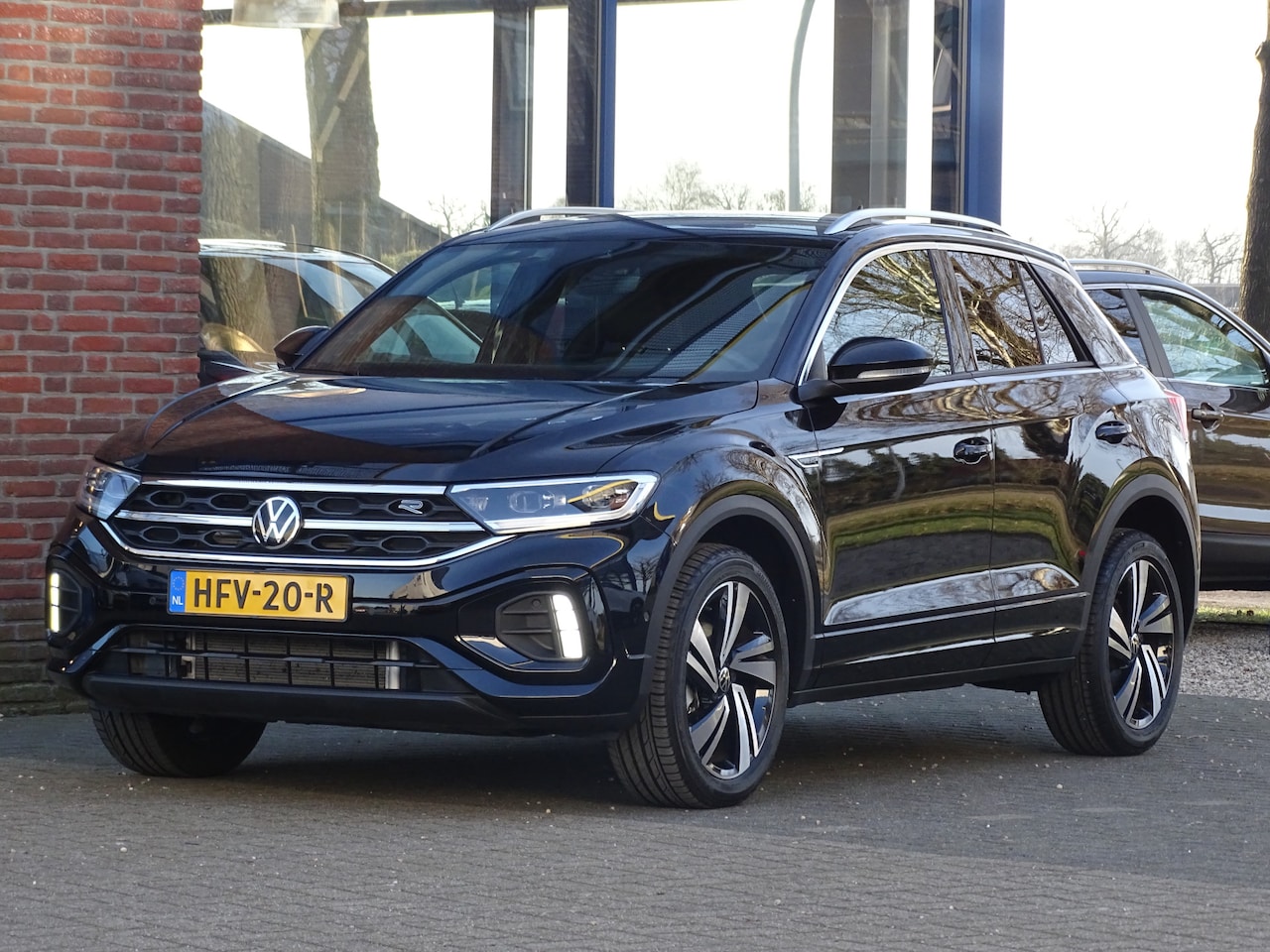 Volkswagen T-Roc - 1.5 TSI R-Line Business 1.5 TSI R-Line Business - AutoWereld.nl