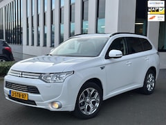 Mitsubishi Outlander - 2.0 PHEV Instyle+, leder, schuifdak, eerste eigenaar, Nederlandse auto met nationale auto