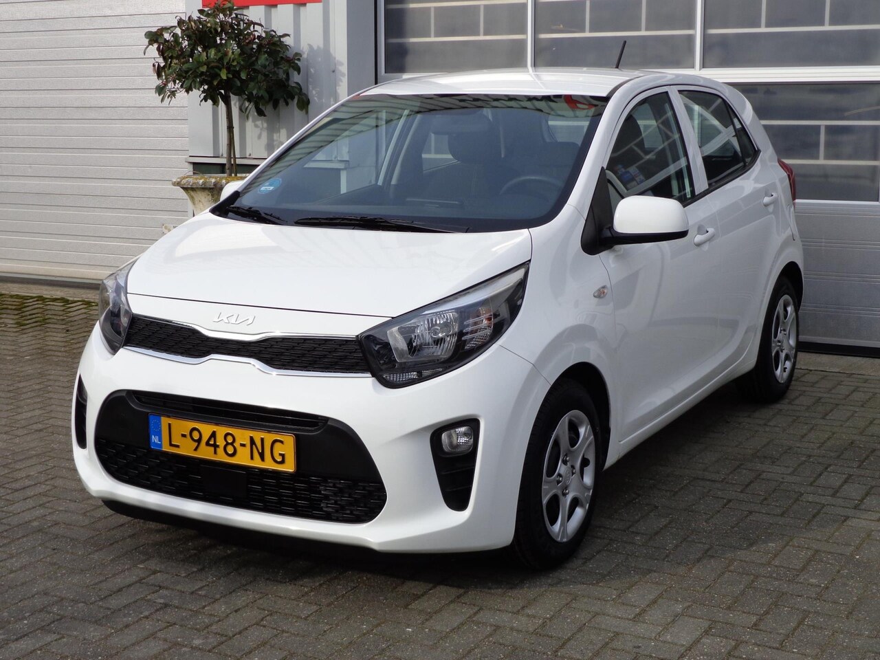 Kia Picanto - 1.0 DPi ComfortLine 5p Airco, 4 nieuwe All Season banden - AutoWereld.nl