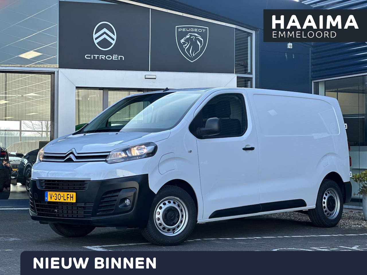 Citroën ë-Jumpy - L2 136pk 50kWh | Airco | Navigatie | Parkeercamera/-sensoren | Appel Carplay/Android Auto - AutoWereld.nl