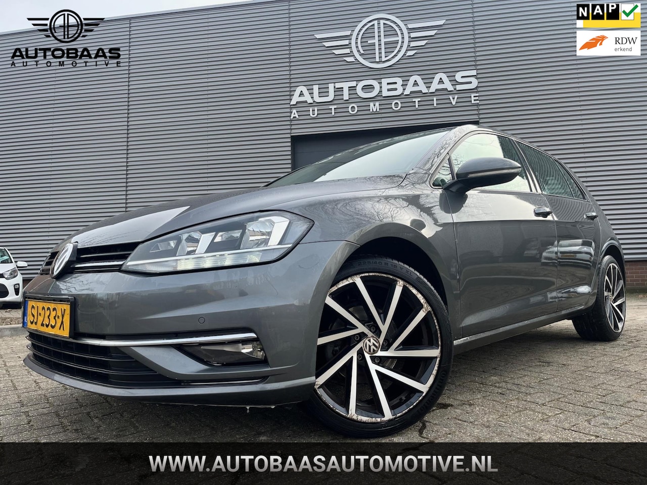 Volkswagen Golf - 1.0 TSI Comfortline ***90.000KM*** GROOT NAVI+CAMERA+CLIMATE CONTROL+18INCH+ADAPTIVE CRUIS - AutoWereld.nl