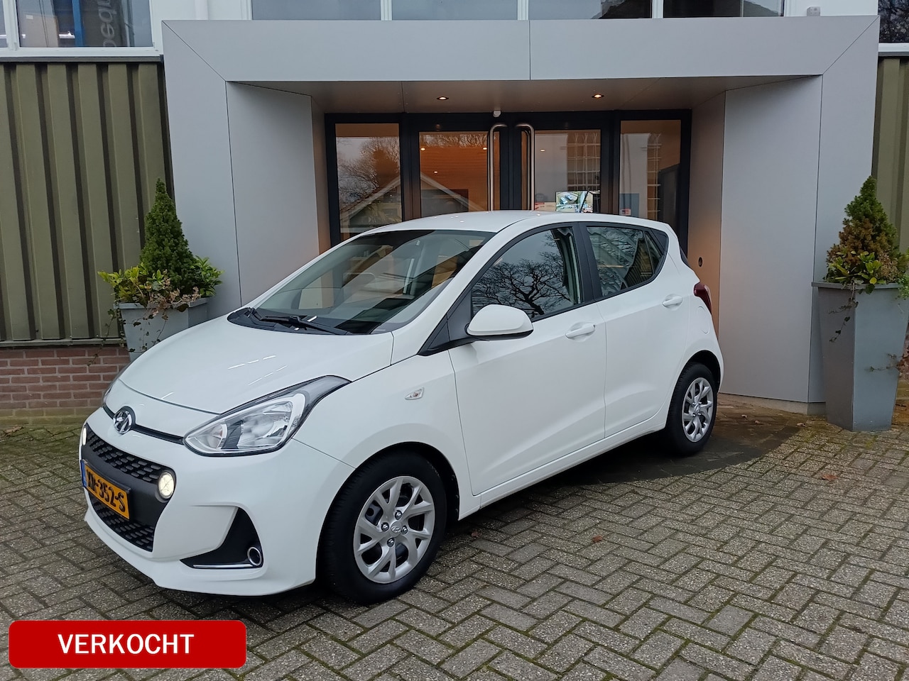 Hyundai i10 - 1.0i Comfort Airco | NAP | Apple Carplay |  Android auto | Navigatie | BTW | - AutoWereld.nl