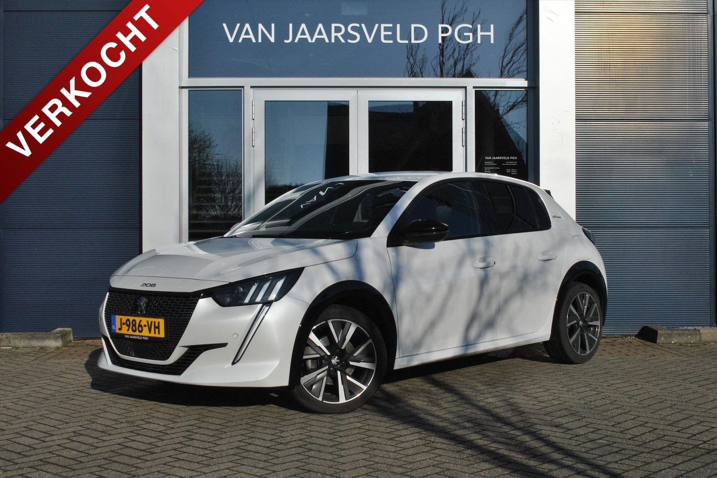 Peugeot 208 - 1.2 PureTech 100pk GT-Line / Trekhaak - AutoWereld.nl