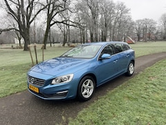 Volvo V60 - 2.0 D2 Nordic Mooie uitvoering-Nap-2016