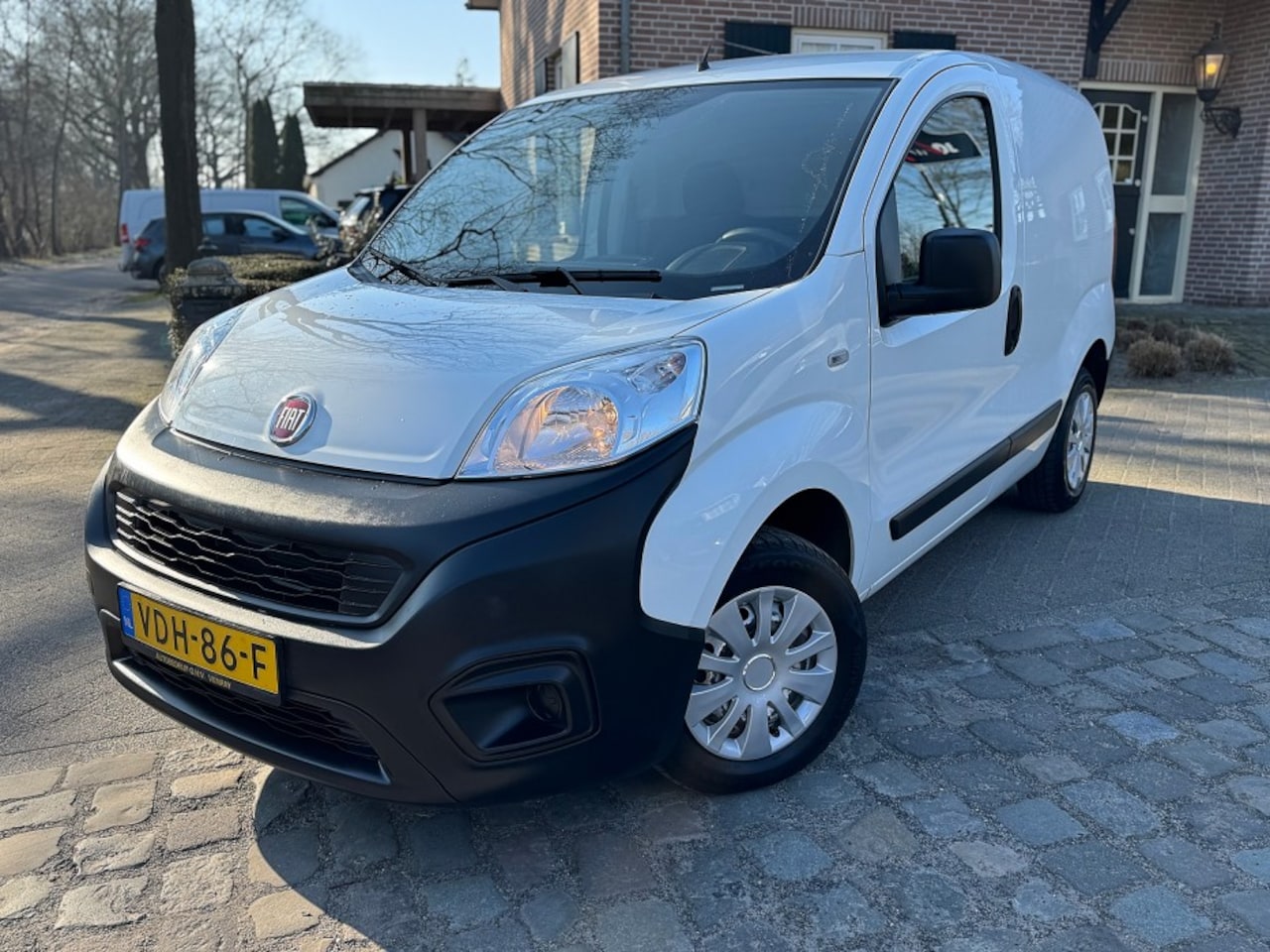 Fiat Fiorino - 1.4 Easy Pro airco,audio,pdc,betonplex - AutoWereld.nl