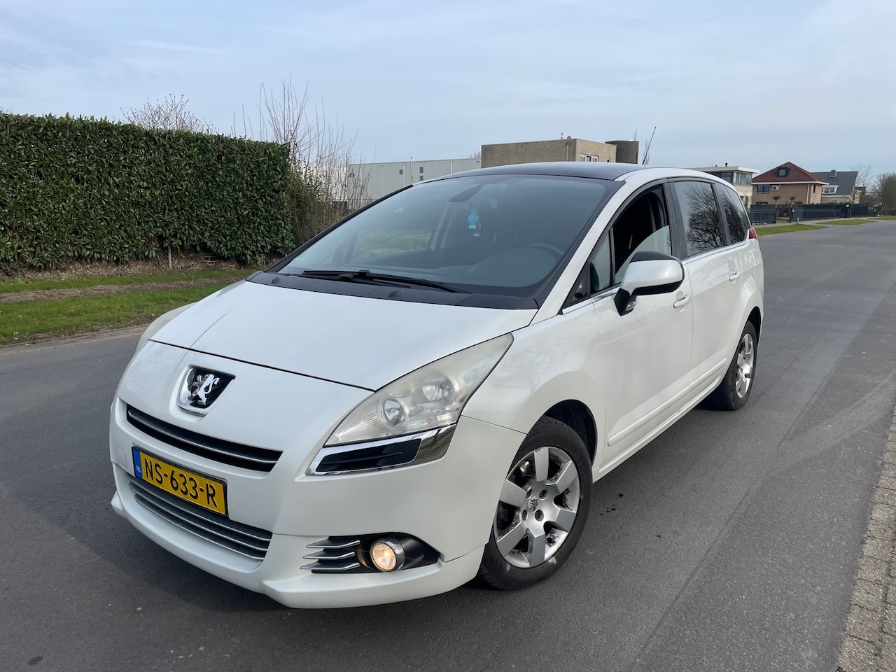 Peugeot 5008 - 2.0 HDiF ST 7p. 2.0 HDiF ST 7p. - AutoWereld.nl