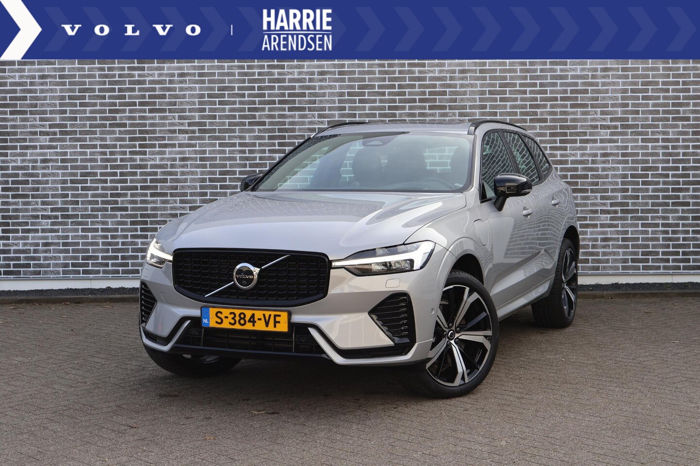 Volvo XC60 - 2.0 T6 Plug-in hybrid AWD Ultimate Dark | Bowers & Wilkins audio | Luchtvering | Trekhaak - AutoWereld.nl