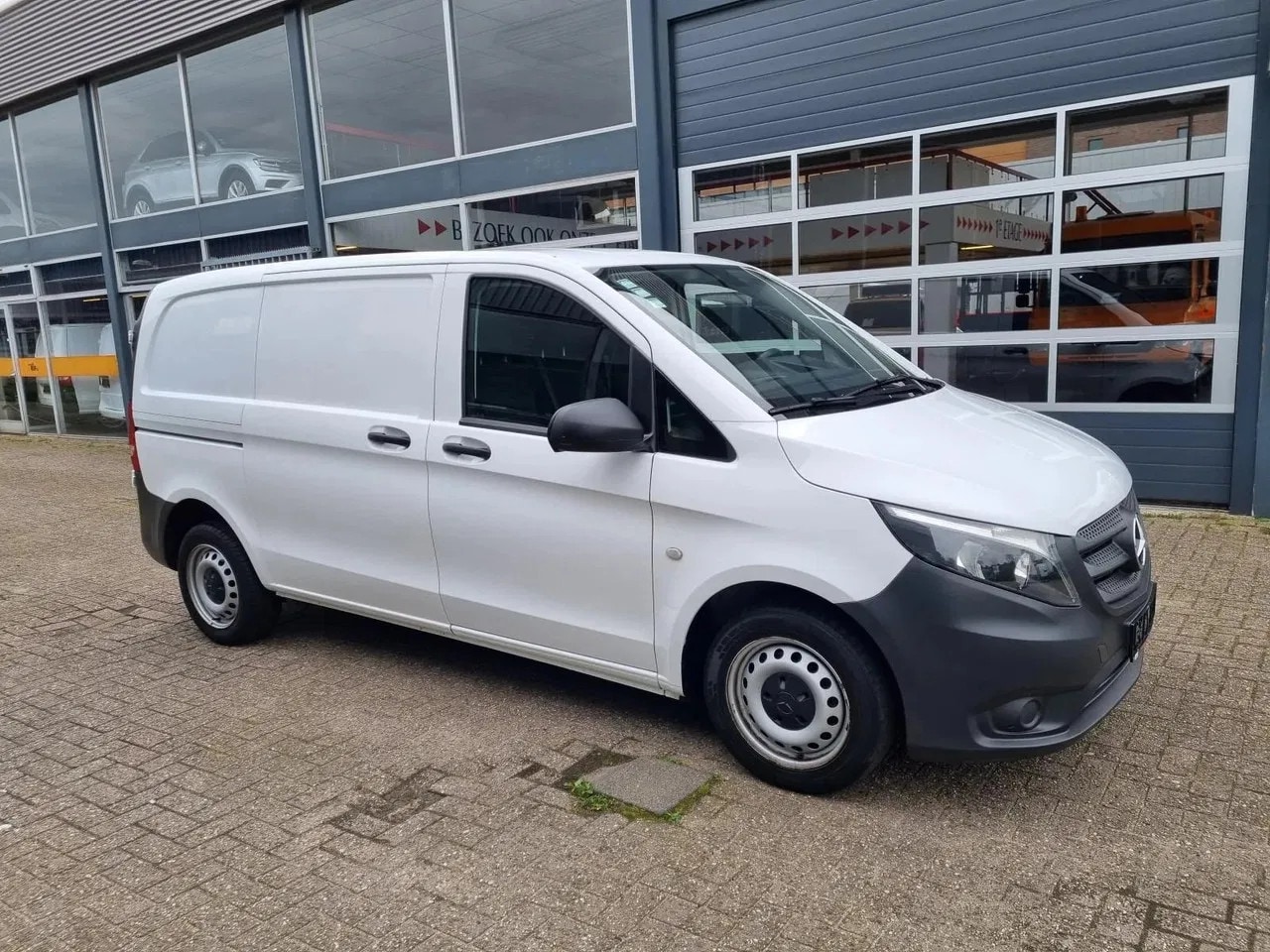 Mercedes-Benz Vito - 111 CDI/ Airco/ Navi/ EURO 6 - AutoWereld.nl