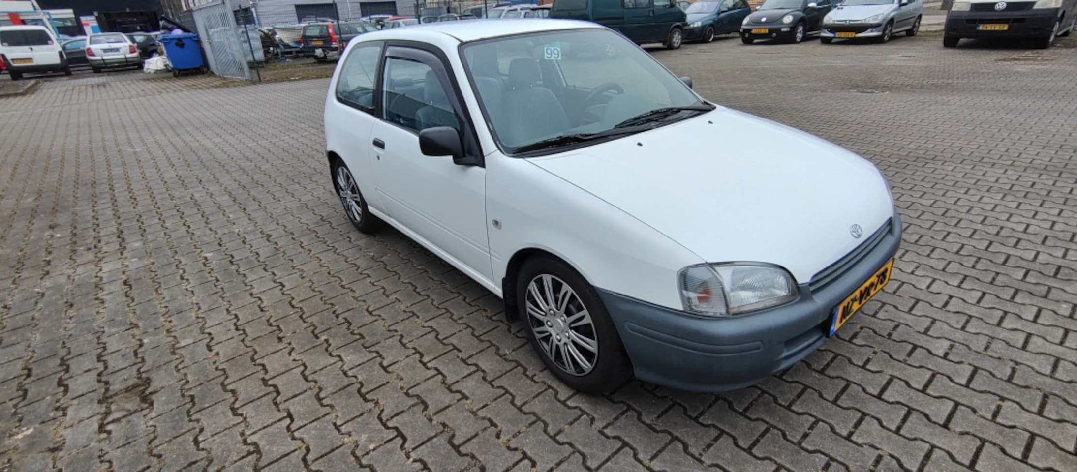 Toyota Starlet - 1.3-16V 1.3-16V - AutoWereld.nl