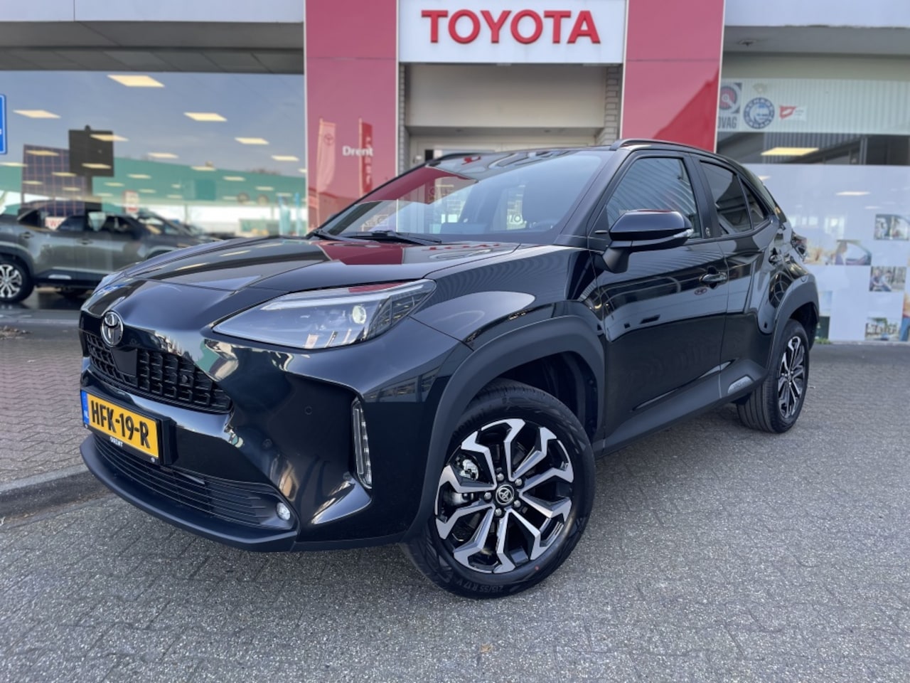 Toyota Yaris Cross - 1.5 Hybrid 130 Executive Limited | Sensoren v/a | Stoel & Stuurv - AutoWereld.nl