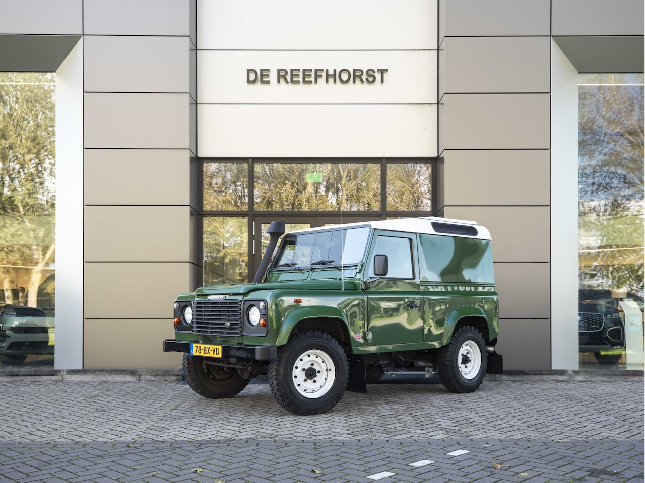 Land Rover Defender Hard Top - 2.5 Td5 90" S | Uniek | Uitstekende Conditie | Origineel | Nieuw door ons geleverd | - AutoWereld.nl