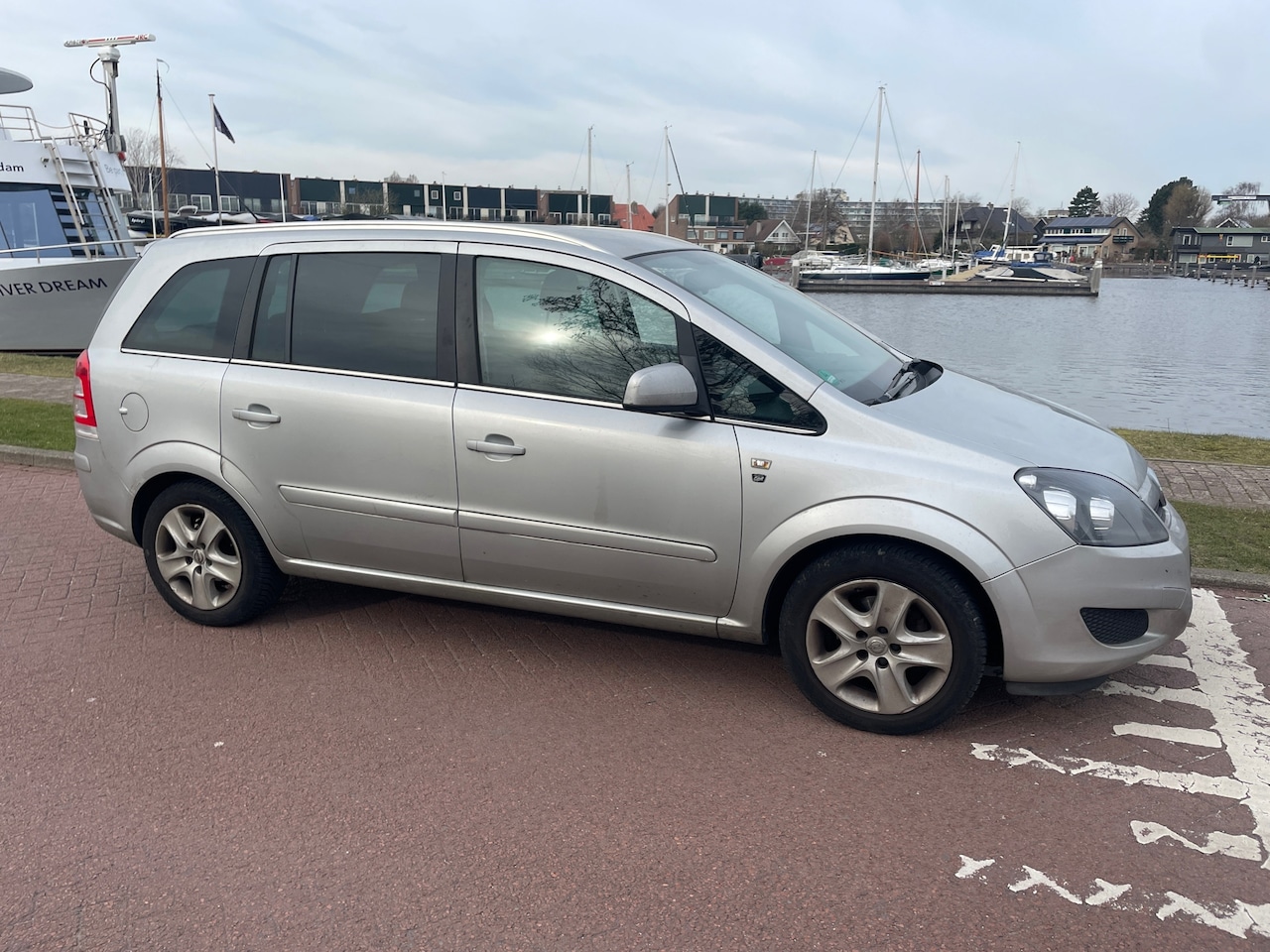 Opel Zafira - 1.6 Selection 1.6 Selection - AutoWereld.nl