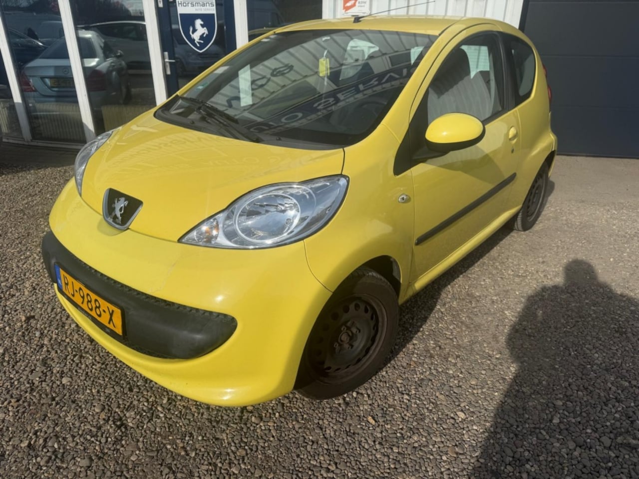 PEUGEOT 107