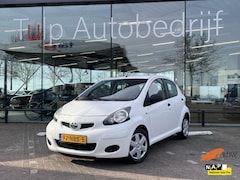 Toyota Aygo - 1.0-12V Comfort 5-deurs Zeer nette staat Dealer