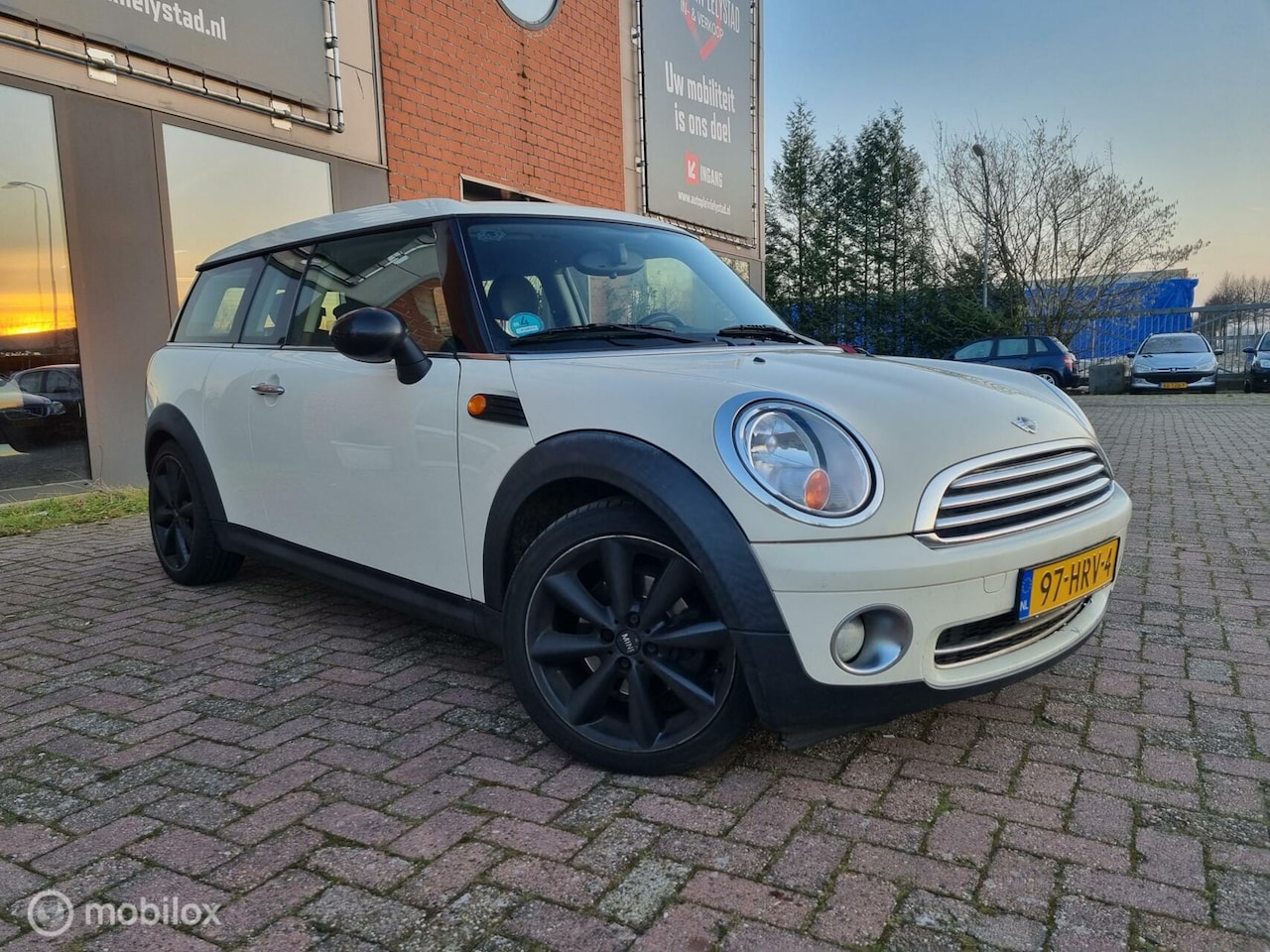 MINI Clubman - 1.6 Cooper 1.6 Cooper - AutoWereld.nl