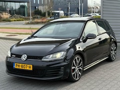 Volkswagen Golf - 2.0 TDI GTD