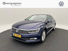 Volkswagen Passat - 1.5 TSI Highline | Panorama dak | Privacy Glas | Cruise Control