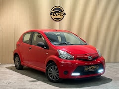 Toyota Aygo - 1.0 VVT-i Aspiration LED / AIRCO / ELECTR. RAMEN /