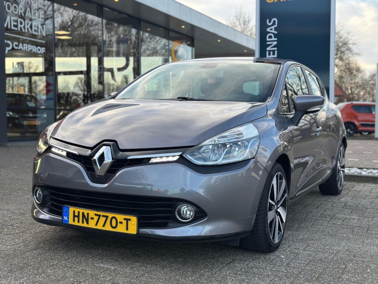 Renault Clio - 0.9 TCE 5-drs Dynamique '' Infotainmentsystem - Camera - Clima ' - AutoWereld.nl