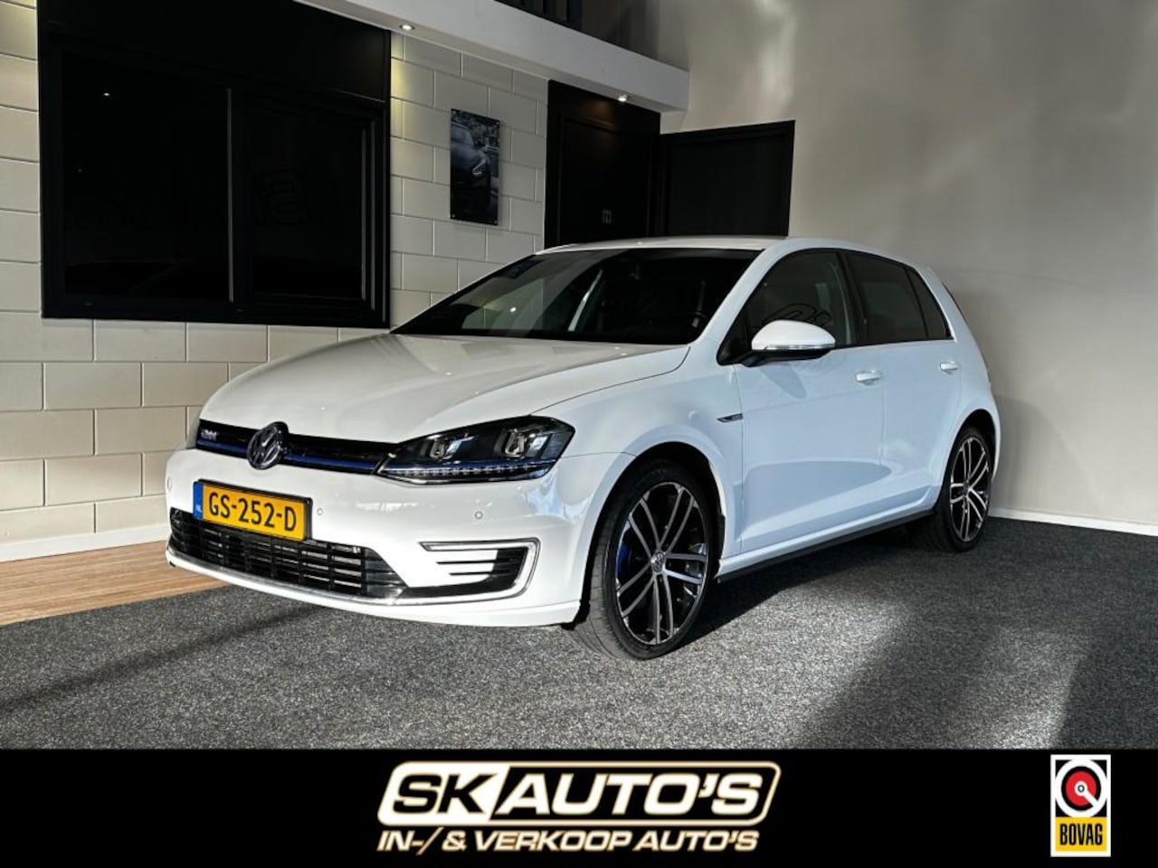 Volkswagen Golf - 1.4 TSI GTE NAP, NAVI, 204PK, TREKHAAK - AutoWereld.nl