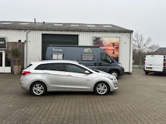 Hyundai i30 Wagon - 1.6 GDI i-Catcher 135PK jaar APK+ beurt NAP LEER 2013