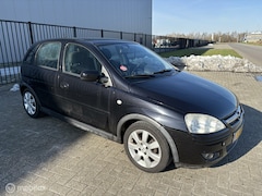 Opel Corsa - 1.2-16V Essentia