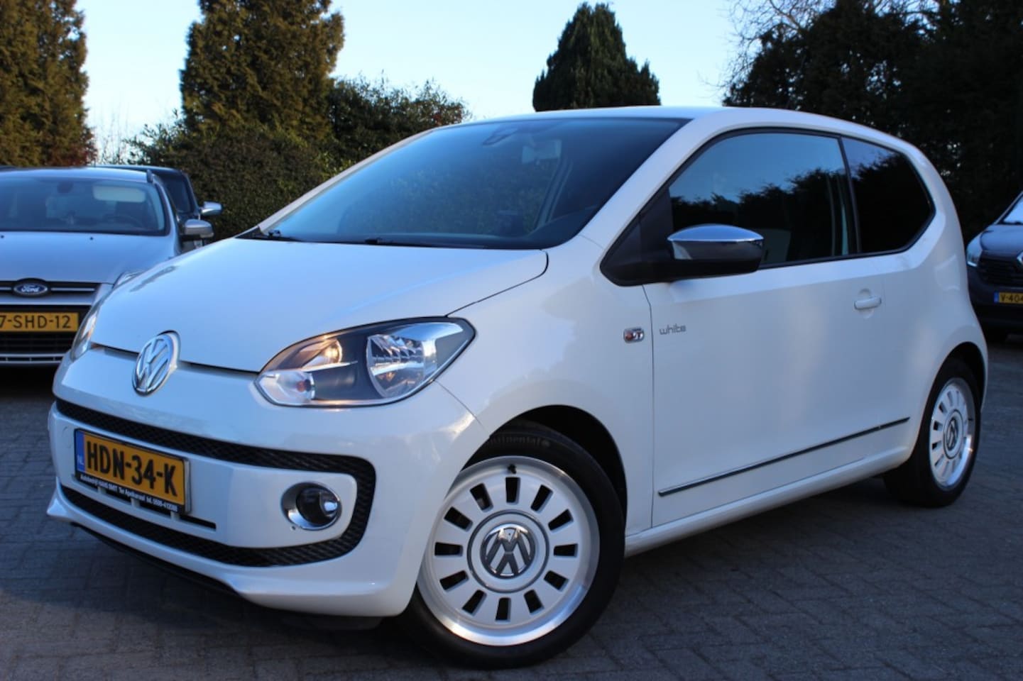 Volkswagen Up! - 1.0 high up! 1.0 HIGH UP!, White edition - AutoWereld.nl