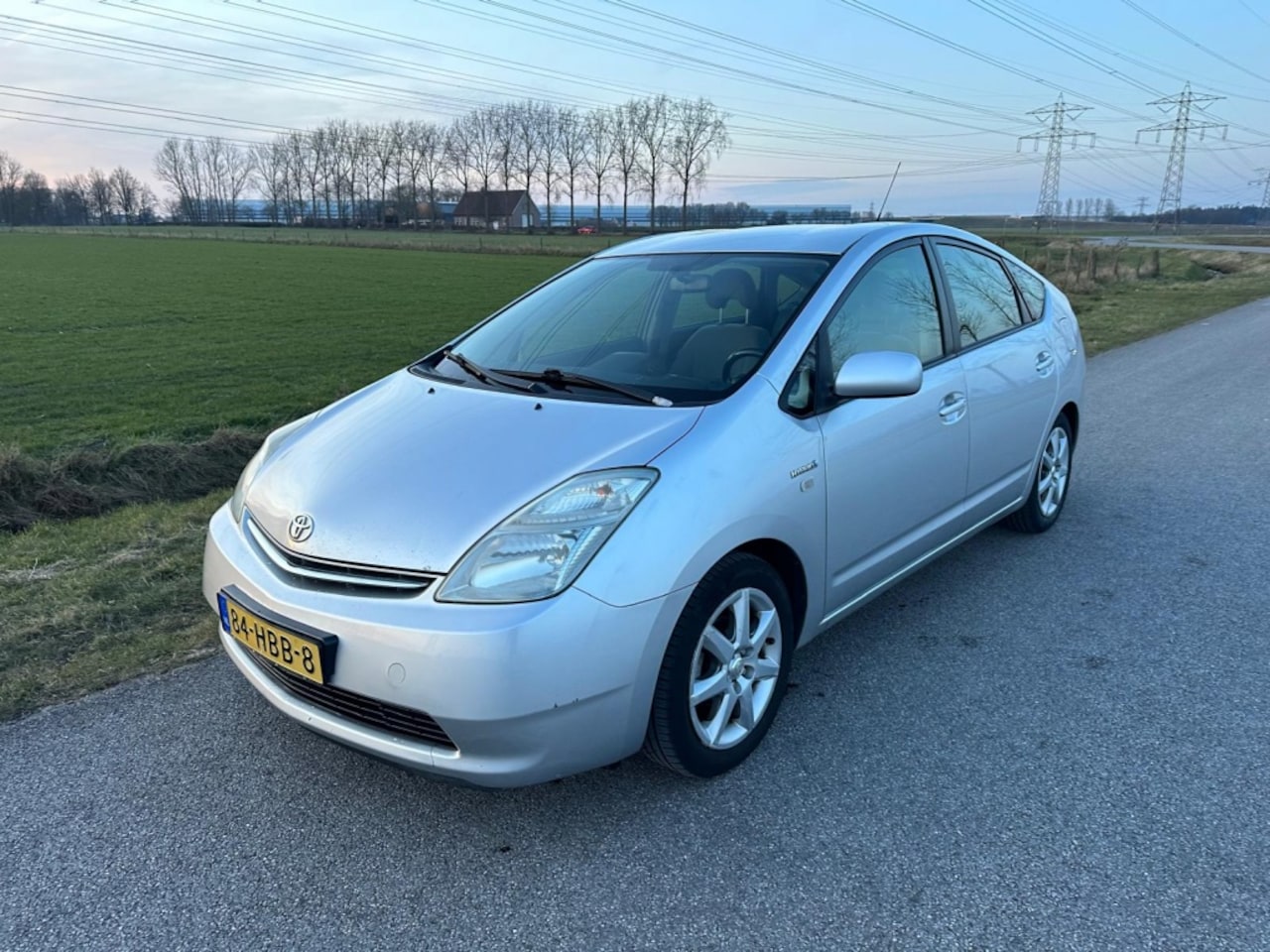 Toyota Prius - 1.5 VVT-i Comfort 1.5 VVT-i Comfort - AutoWereld.nl