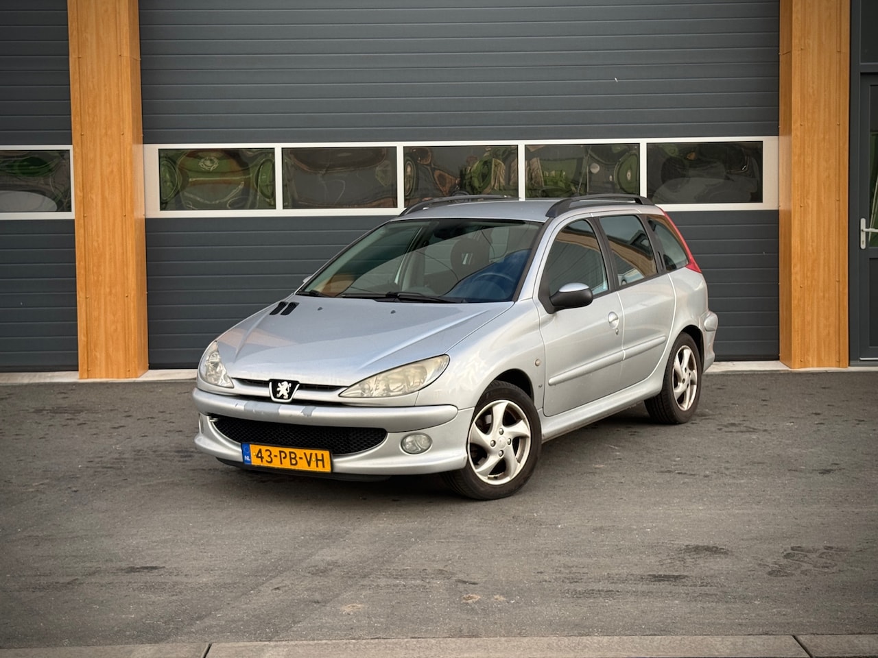 Peugeot 206 SW - 1.6-16V XS 1.6-16V XS - AutoWereld.nl