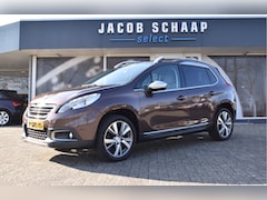 Peugeot 2008 - 1.6 VTi Féline / Panoramadak / Navigatie / Trekhaak / 17" LM