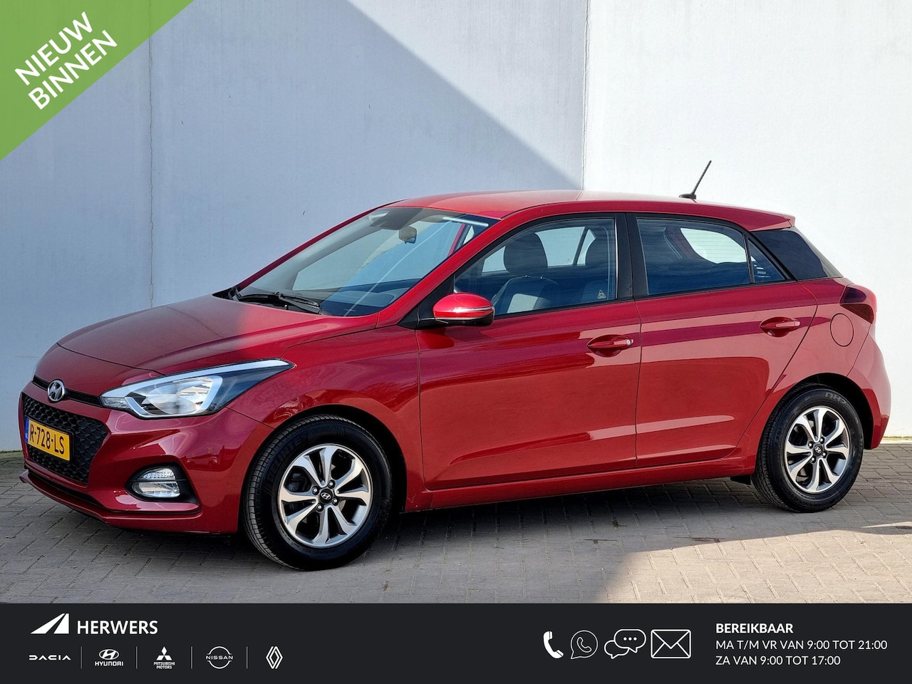 Hyundai i20 - 1.2 HP Comfort / Navigatie via Android Auto/Apple Carplay / Camera / Stoelverwarming / Stu - AutoWereld.nl