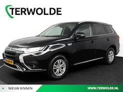 Mitsubishi Outlander - 2.4 PHEV Pure | Trekhaak | 1500kg trekgewicht | Camera | Keyless entry |