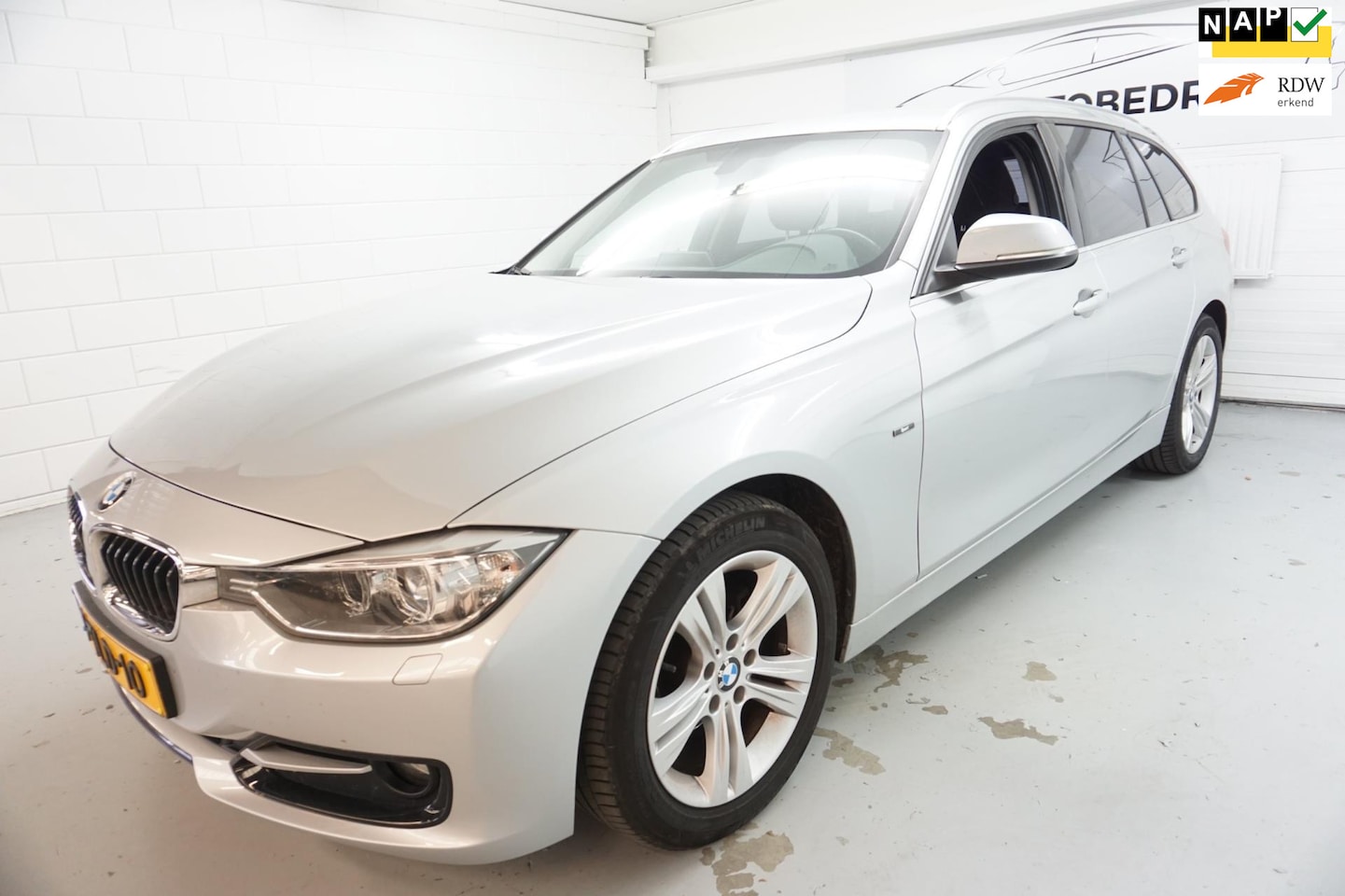 BMW 3-serie Touring - 316i Executive Sport Automaat / NAVI / NAP - AutoWereld.nl