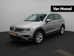 Volkswagen Tiguan - 1.5 TSI Comfortline Business 131 PK | Navigatie | Apple carplay | Adaptieve cruise control