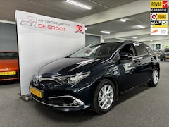 Toyota Auris - 1.8 Hybrid Executive / NL-auto, Automaat, Navi, Stoelverwarming