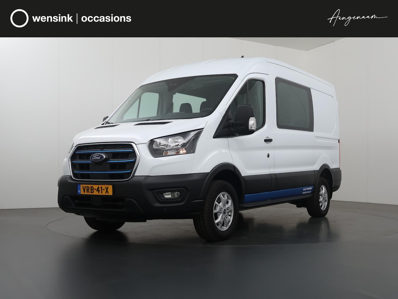 Ford E-Transit - 350 L2 H2 Trend 68 kWh | Dubbele Cabine | Navigatie | Airco | Parkeercamera | LM Velgen | - AutoWereld.nl