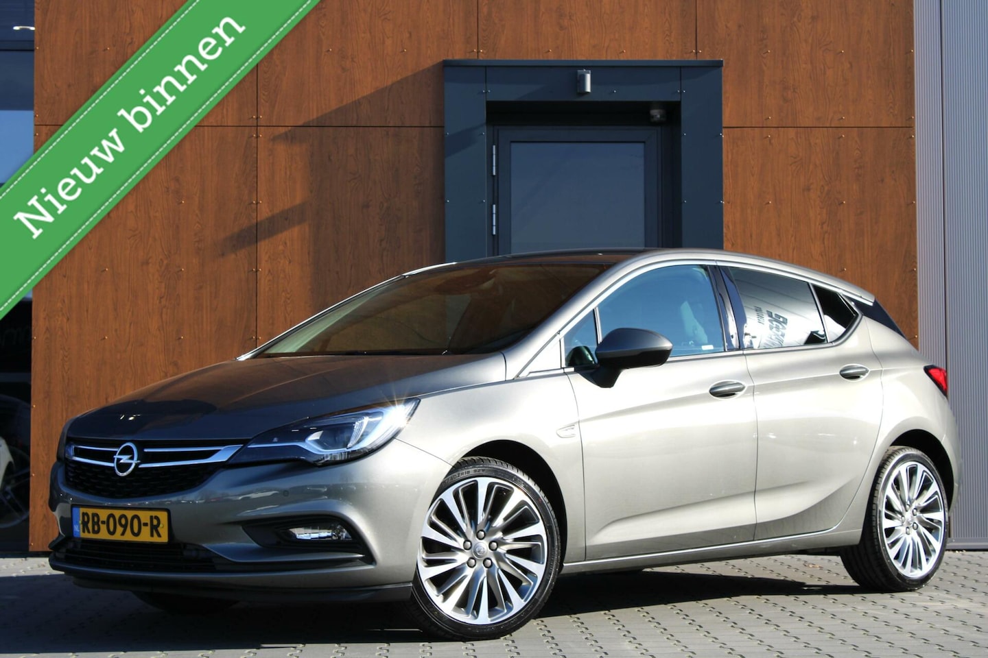 Opel Astra - 1.4 Innovation Automaat | Camera | Clima | LMV |Navi - AutoWereld.nl