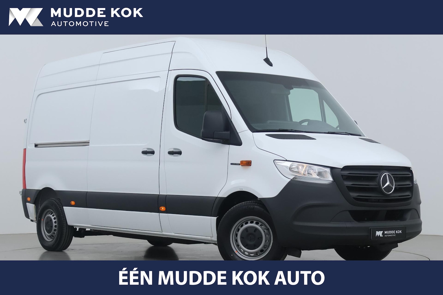 Mercedes-Benz eSprinter - 314 L2 Pro 47kWh | NIEUW! | Stoelverwarming | Camera | 3P | Bluetooth | Keyless Start - AutoWereld.nl