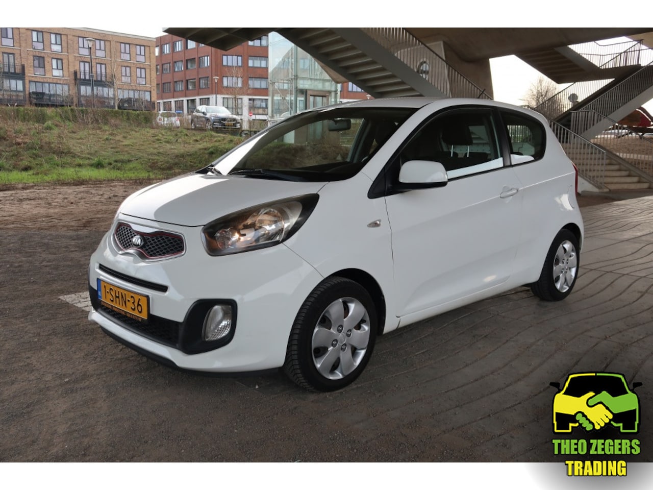 Kia Picanto - 1.0 CVVT ISG Comfort Pack 1.0 CVVT ISG Comfort Pack, Airco, Navi - AutoWereld.nl