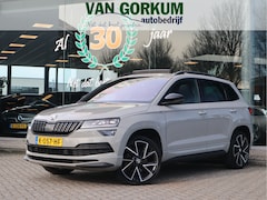 Skoda Karoq - 1.5 TSI ACT Sportline Business / Panoramadak