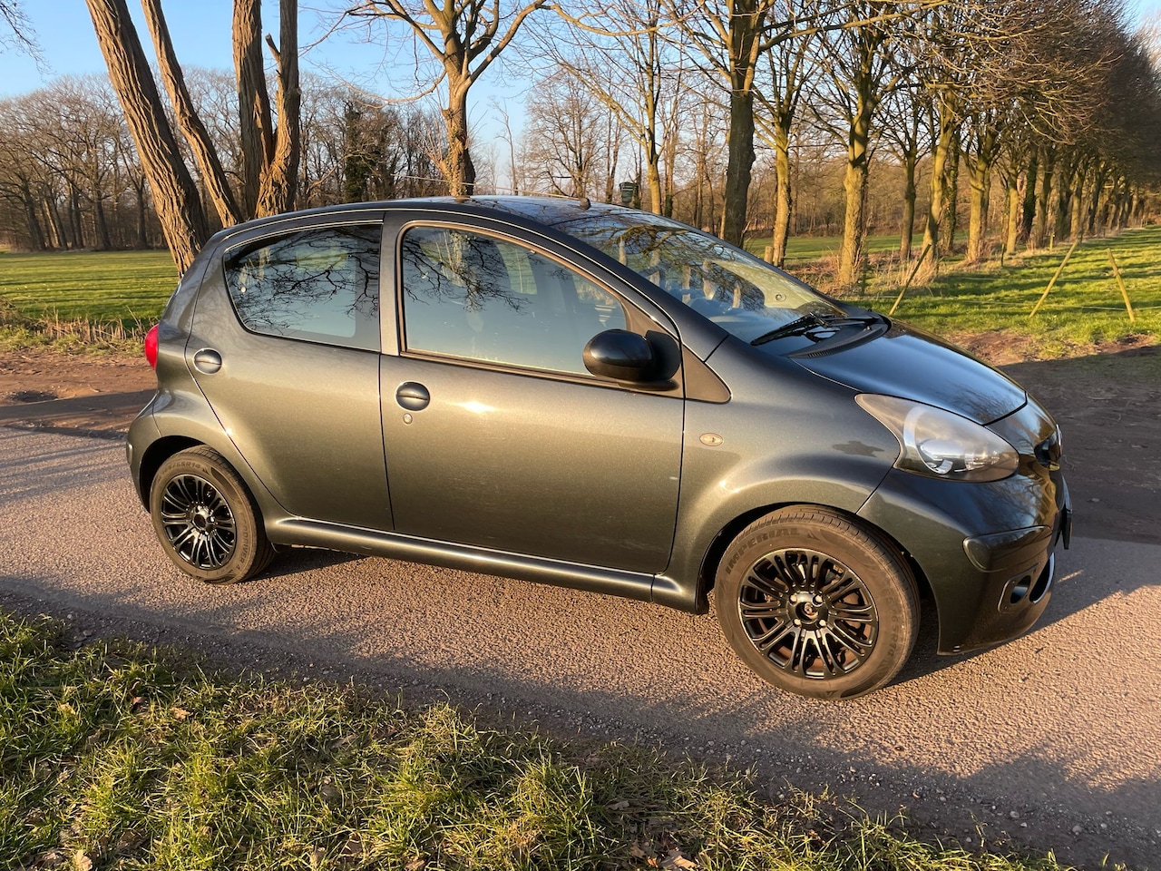 Toyota Aygo - 1.0-12V + - AutoWereld.nl