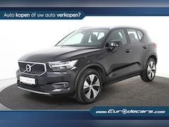 Volvo XC40 - 2.0 D3 Momentum Pro *1ste Eigenaar*Navigatie*Trekhaak