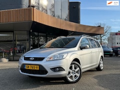 Ford Focus Wagon - 1.6 Titanium/Schuifdak/Stoelverwarming/Trekhaak/Navi/Clima/