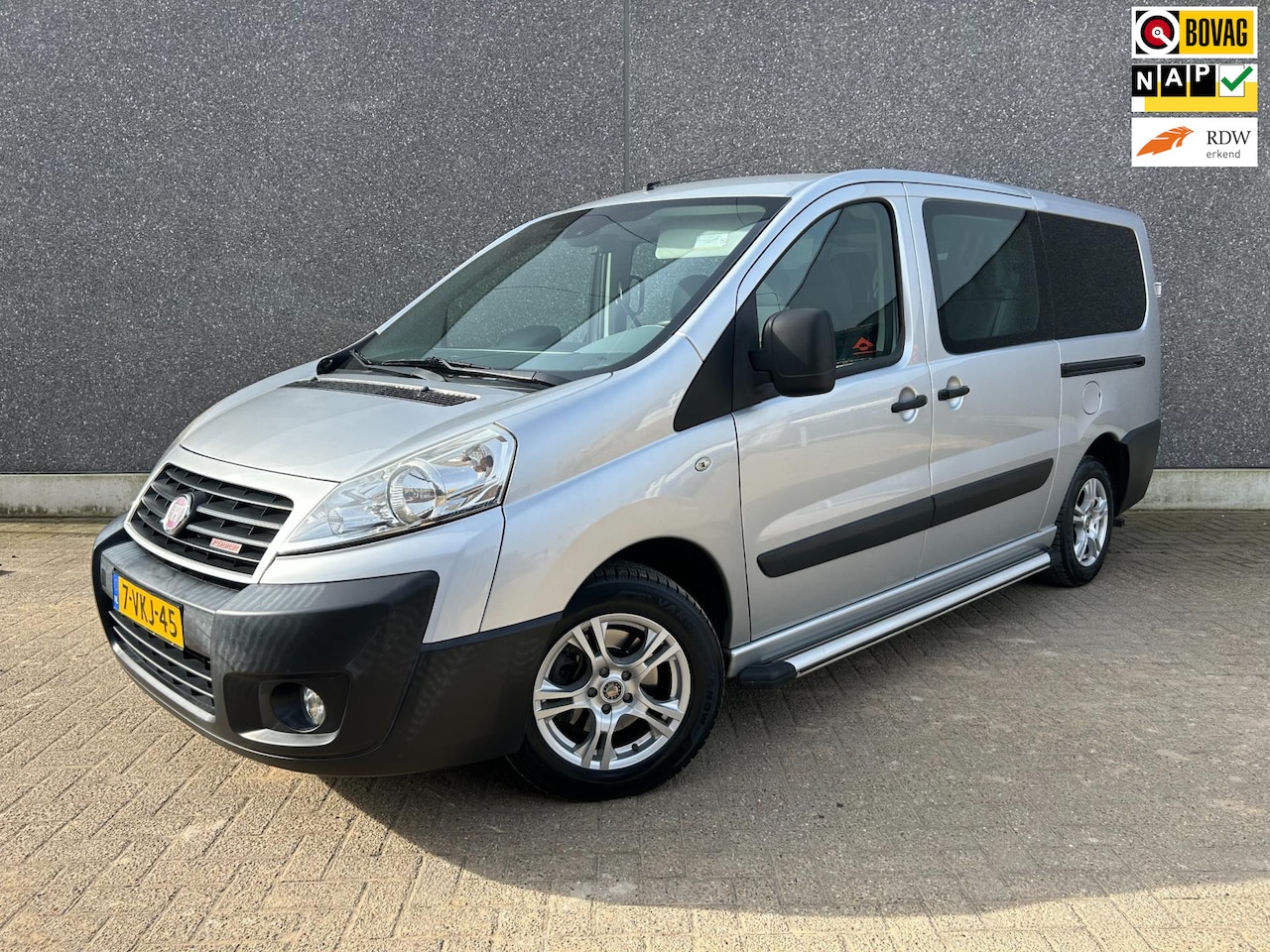 Fiat Scudo - 12 2.0 MultiJet LH1 SX | 2 SCHUIFDEUREN | 5-PERSOONS | TREKHAAK | NIEUWE DISTRIBUTIE + ROE - AutoWereld.nl