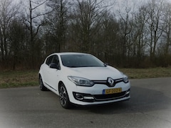 Renault Mégane - 1.2 TCe Bose . 5 Drs . Airco . Navigatie . Cruiscontrol . 132 PK . enz