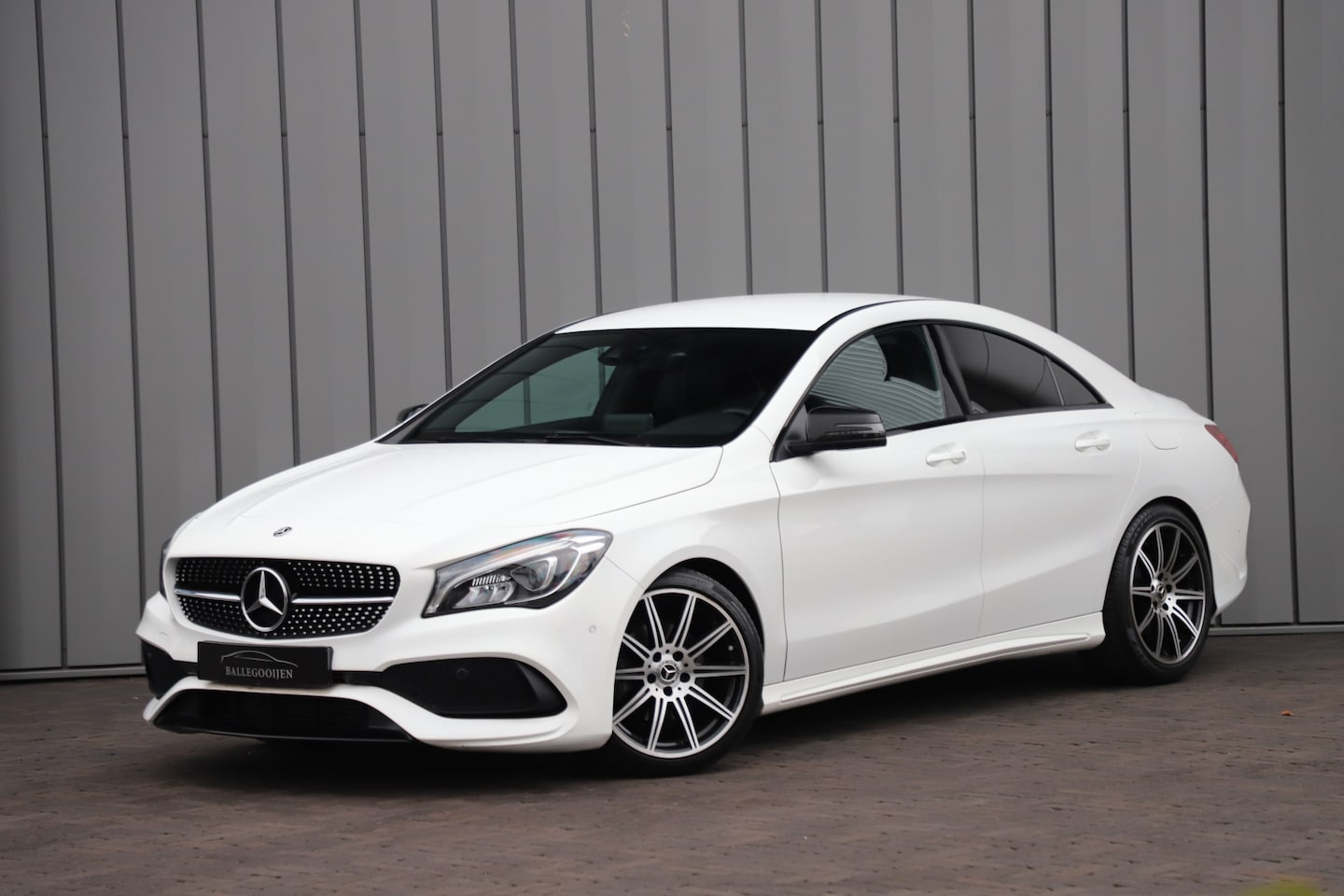 Mercedes-Benz CLA-Klasse - 180 AMG | Aut7 | 136PK | Led | Clima | Stoelverw. | Apple-carplay | PDC | Keyles-start | F - AutoWereld.nl