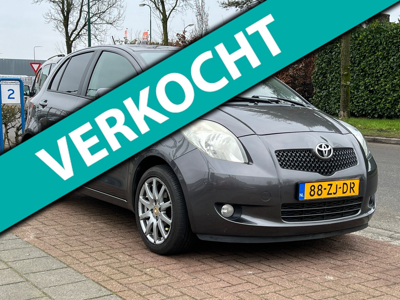 Toyota Yaris - 1.3 VVTi *LEDER|APK 02-2026! - AutoWereld.nl