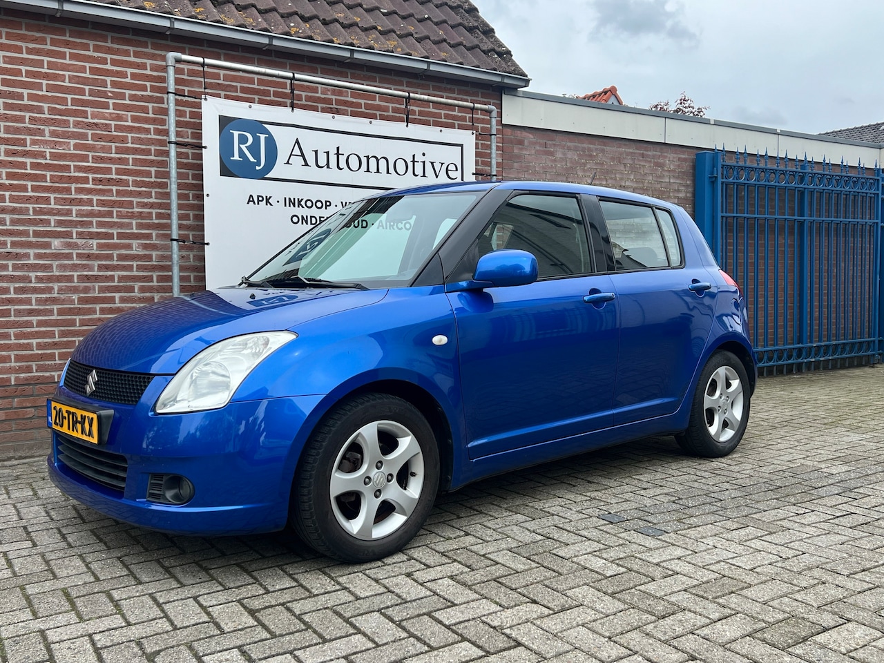 Suzuki Swift - 1.3 Shogun NAP/5DEURS/AIRCO - AutoWereld.nl