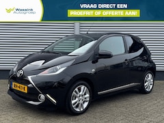 Toyota Aygo - 1.0 VVT-i 69pk 5D x-shift x-joy | Trekhaak | Navigatie | Climate Control | Camera | Sensor