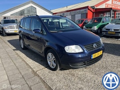 Volkswagen Touran - 1.6-16V FSI Highline